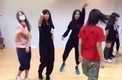 能條 愛未｜幕張個別握手会っ。 っ。っ。んったぁ。（2013-12-16）｜4枚目