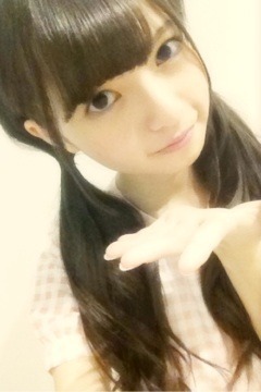 齋藤 飛鳥｜こないだ、1日で6個もパンを食べました。それも、小さいのを6…（2013-04-30）｜2枚目