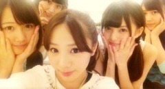 齋藤 飛鳥｜どうしよう私は今と ても幸せですどうも どうも。あのね！今 …（2013-07-18）｜2枚目