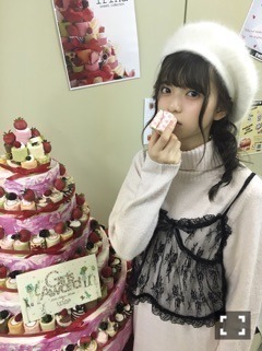 齋藤 飛鳥｜ここ最近で嬉しかった事といえば。 最新号のLARMEさんにて…（2016-10-16）｜2枚目