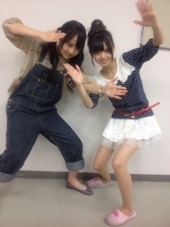 齋藤 飛鳥｜わわわわわ、ぎゅうううっと髪の毛あげて結んどいて少し経ってか…（2012-05-13）｜2枚目