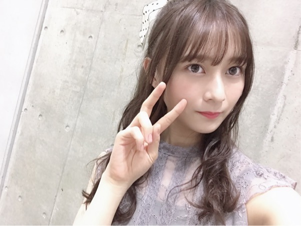 鈴木 絢音｜街へ（2019-08-18）｜2枚目