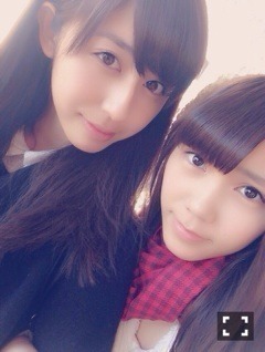斎藤 ちはる｜蝶がとまってる(´> ∀<｀)ゝ（2013-11-28）｜4枚目
