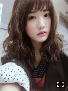 樋口 日奈｜日だまりのお部屋546*ひなちま（2017-01-31）｜2枚目