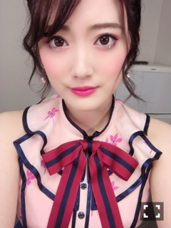 樋口 日奈｜あんちゃん(伊波杏樹ちゃん)と♡*668ひな（2019-10-02）｜4枚目