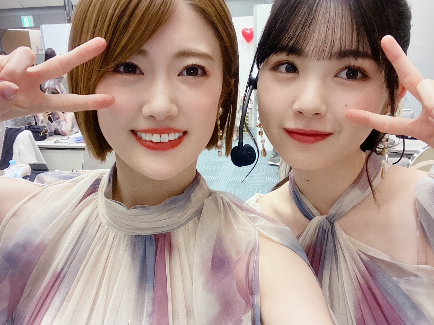 樋口 日奈｜すべてを許すように佇んでる749*日奈（2021-12-28）｜2枚目