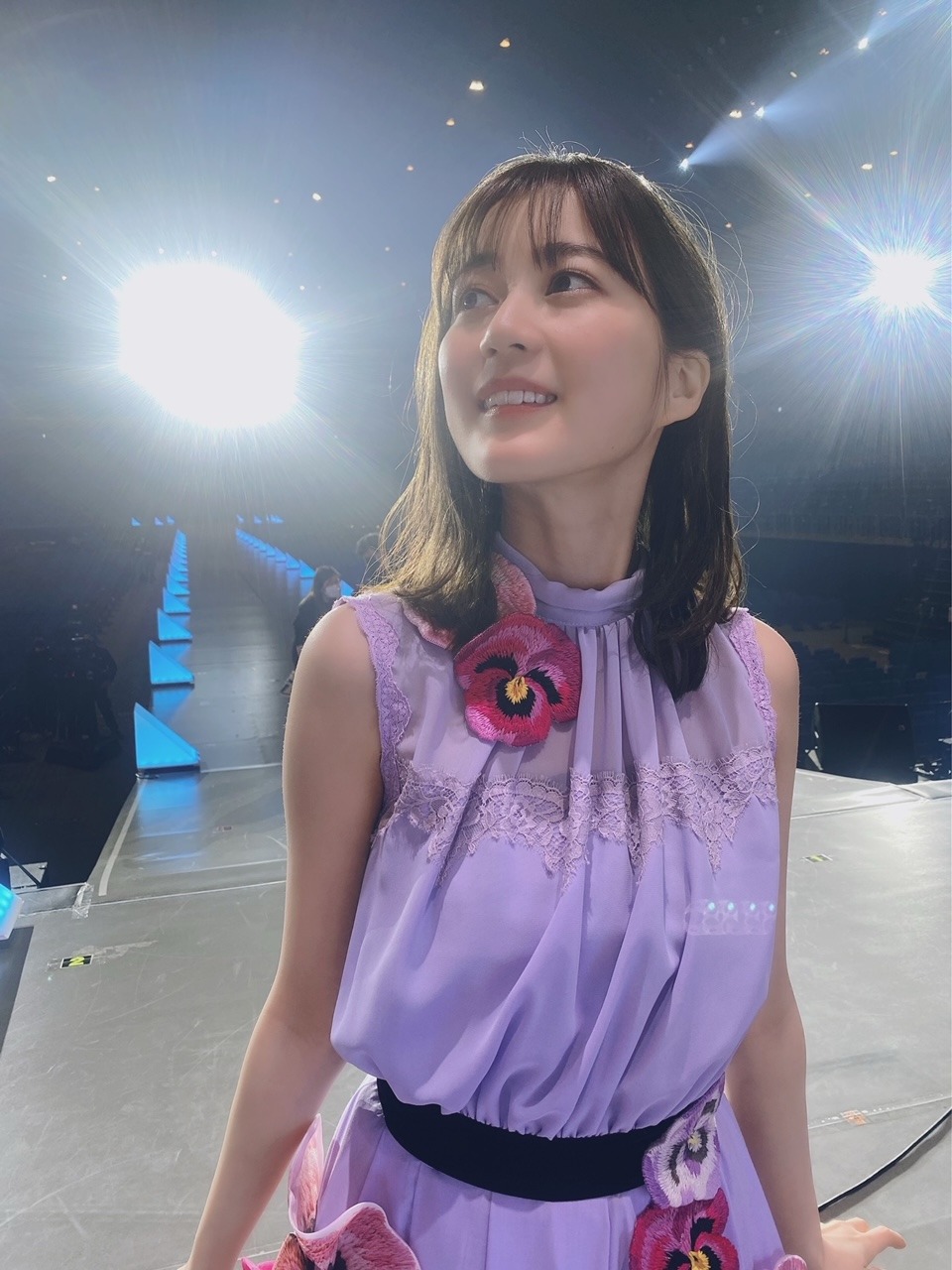 樋口 日奈｜正解はわからない たった一度の 人生だ750*日奈（2021-12-31）