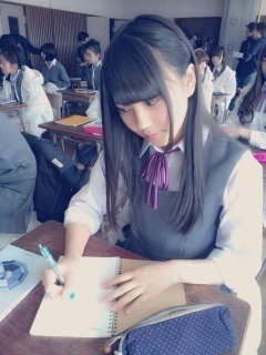 川後 陽菜｜ アリスとメガネとプレゼント♡（2013-03-31）｜5枚目