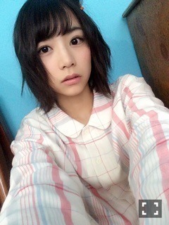 北野 日奈子｜日奈子は決められな い！でもサイリウム カラーの黄緑×ピン クはもちろんすきだ よ！そしたら、好き なゼリーの味は？（2016-01-06）｜2枚目