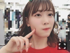 伊藤 純奈｜前髪長いのと短いのどっちがいいかなあ（2018-08-13）｜5枚目