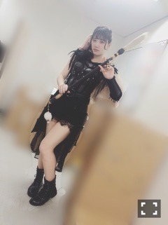 伊藤 純奈｜牙狼ロス？（2017-12-07）｜4枚目