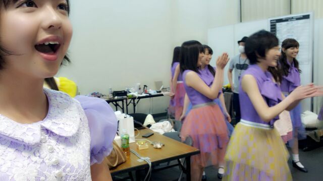 川村 真洋｜最近晩御飯食べる時間が遅なるね ん、23時とか...)))  ろっ てぃ−（2013-04-26）｜2枚目