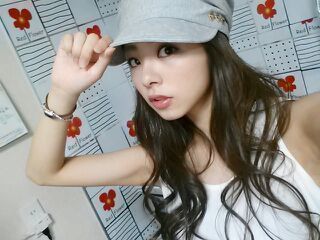 川村 真洋｜明日は仙台へ...と言うことでズン ダ入りのアイス食べてます..*ま にorろってぃー☆ミ（2014-07-08）