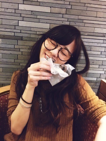 川村 真洋｜握手会だったよん． ラーメンウォーカー も見てねぇノ 川村 まひろ．（2015-11-22）｜4枚目