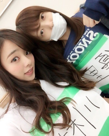 川村 真洋｜武道館だ...やばいよ ♡  サイリウム「赤 ×白」です♡ 川村まひろ（2015-12-16）｜3枚目