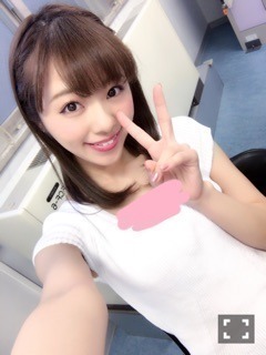 川村 真洋｜普通の握手会にはもう飽きた‼︎って事で...？？  ろってぃー♡（2017-04-30）｜4枚目
