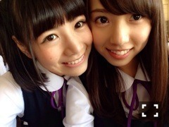 新内 眞衣｜誰よりも待ちに待っ ている秋。（2014-09-07）｜2枚目