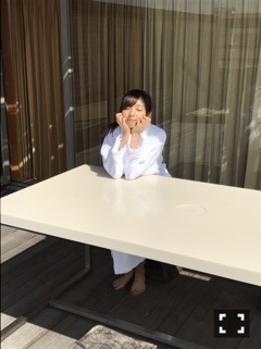 新内 眞衣｜午後三時（2016-11-26）｜3枚目