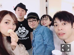 新内 眞衣｜会えるよね？またきっと...会えるよね...？（2018-02-24）｜3枚目