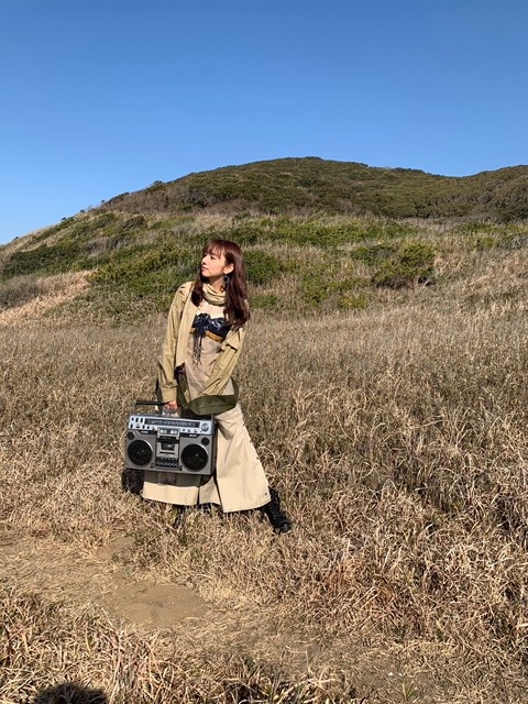 新内 眞衣｜まぼろし〜！！！（2020-03-08）｜3枚目