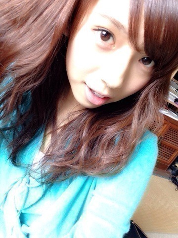 新内 眞衣｜365日（2014-05-04）｜6枚目