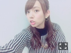 新内 眞衣｜パーカー大活躍（2015-11-30）｜4枚目