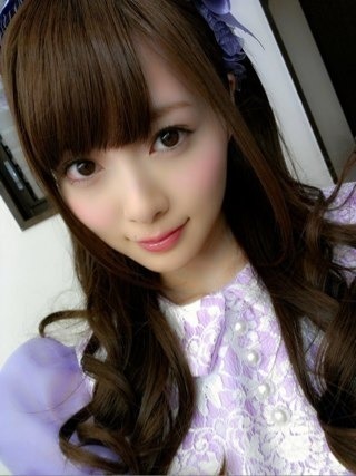 白石 麻衣｜弾かれた中指(o^_^o)（2013-03-04）