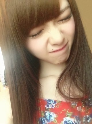白石 麻衣｜生駒の好物はさゆりんのささ身肉(o^_^o)（2013-05-29）｜2枚目