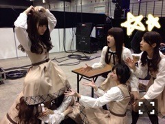 白石 麻衣｜スクエア(o^_^o)（2013-12-11）｜2枚目