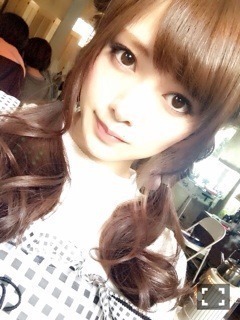 白石 麻衣｜マーブルポッケ(o^_^o)（2013-12-19）｜2枚目