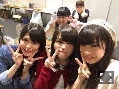 秋元 真夏｜ハンドにチュッ(∩^ ω^∩)255（2014-05-29）