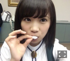 秋元 真夏｜チューのお相手ヽ( ｡･ω･｡)ﾉ283（2014-09-08）｜4枚目