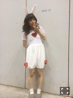 秋元 真夏｜ハスキー以上のハス キーヽ(｡･ω･｡)ﾉ297（2014-10-23）｜12枚目