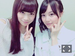 秋元 真夏｜お呼びです(｀・ω・ )343（2015-05-01）｜4枚目