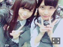 秋元 真夏｜ゴールデンあくしゅ ウィーク(｡･ω･) ﾉﾞ345（2015-05-08）｜2枚目