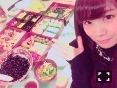 秋元 真夏｜2016まなったん(∩^ω^ ∩)399（2016-01-02）