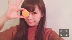 秋元 真夏｜上げ下げヽ(｡･ω･｡)ﾉ488（2017-01-13）