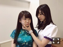 秋元 真夏｜#桜とぷく顔 ヽ(｡･ω･｡)ﾉ504（2017-04-08）｜2枚目