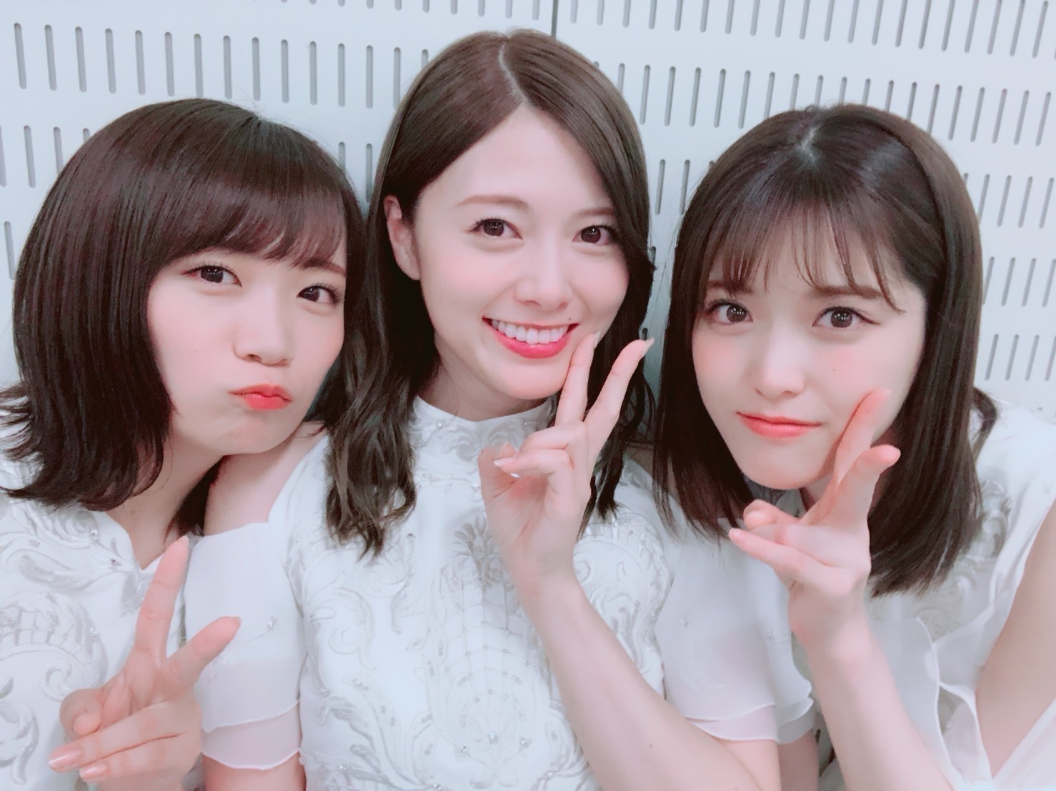 秋元 真夏｜ぞろめヽ(｡･ω･｡)ﾉ555（2018-04-28）｜3枚目