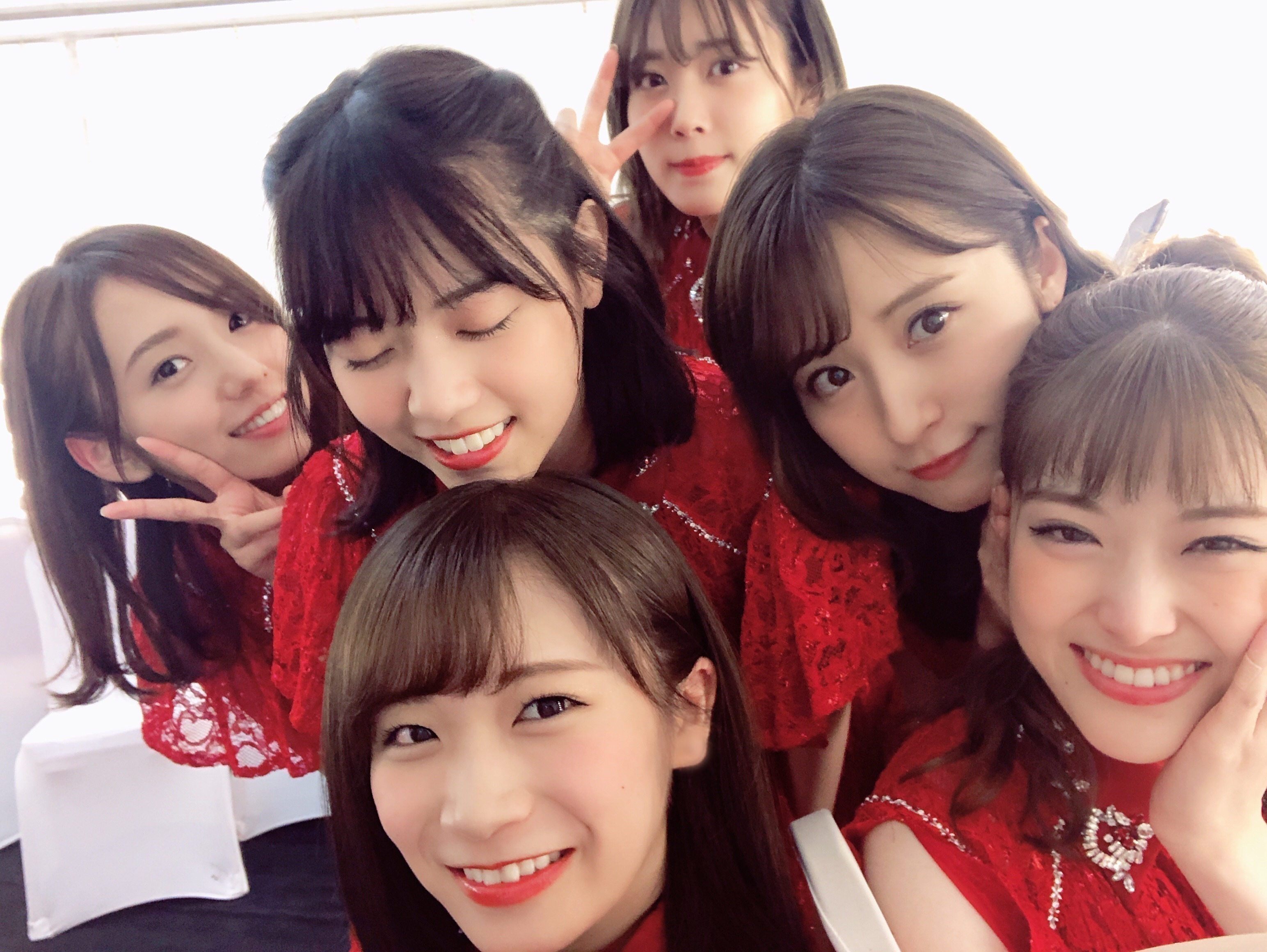 秋元 真夏｜77ヽ(。・ω・。)ノ568（2018-09-25）｜2枚目