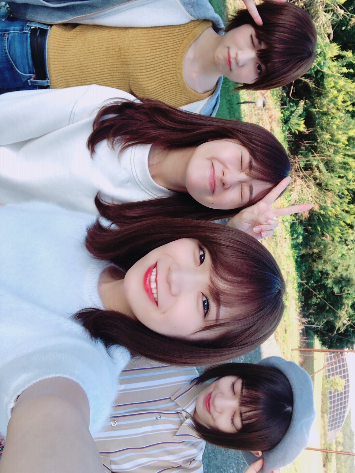 秋元 真夏｜冬がはじまるよヽ(｡･ω･｡)ﾉ573（2018-12-17）｜4枚目