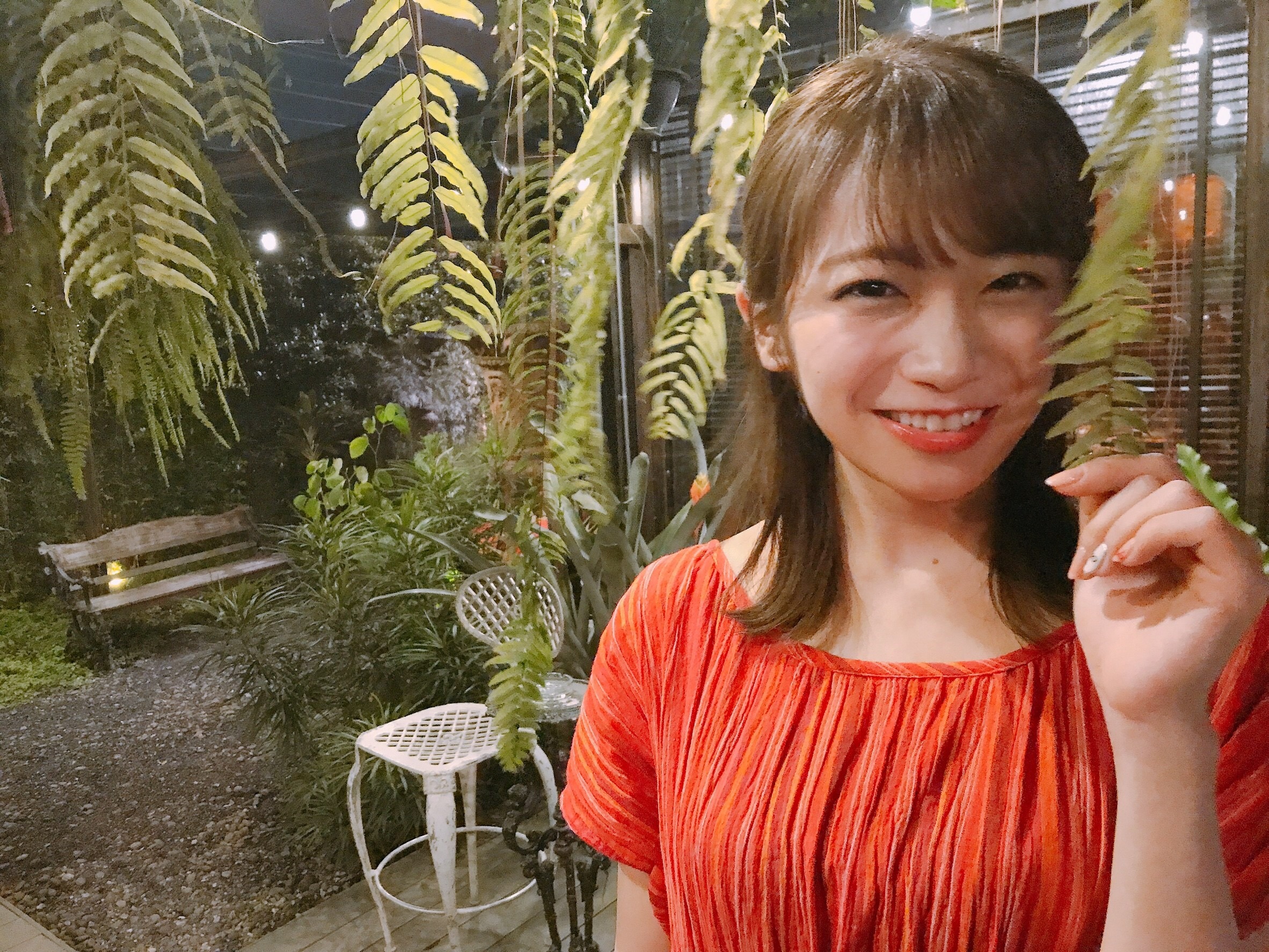 秋元 真夏｜タイヽ(｡･ω･｡)ﾉ579（2019-03-01）｜2枚目