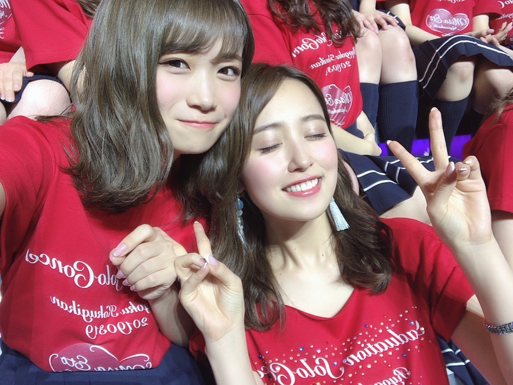 秋元 真夏｜靴飛ばしヽ(｡･ω･｡)ﾉ580（2019-03-20）｜3枚目