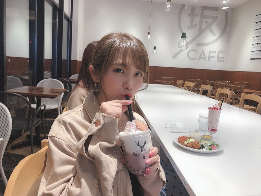 秋元 真夏｜#ファンタ坂学園 (｡･ω･｡)584（2019-04-22）｜5枚目