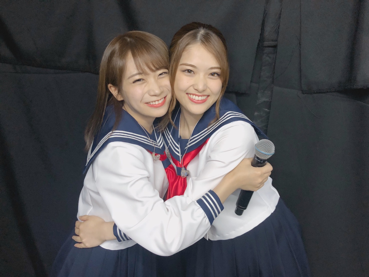 秋元 真夏｜ご主人様ヽ(｡･ω･｡)ﾉ599（2019-11-10）｜4枚目