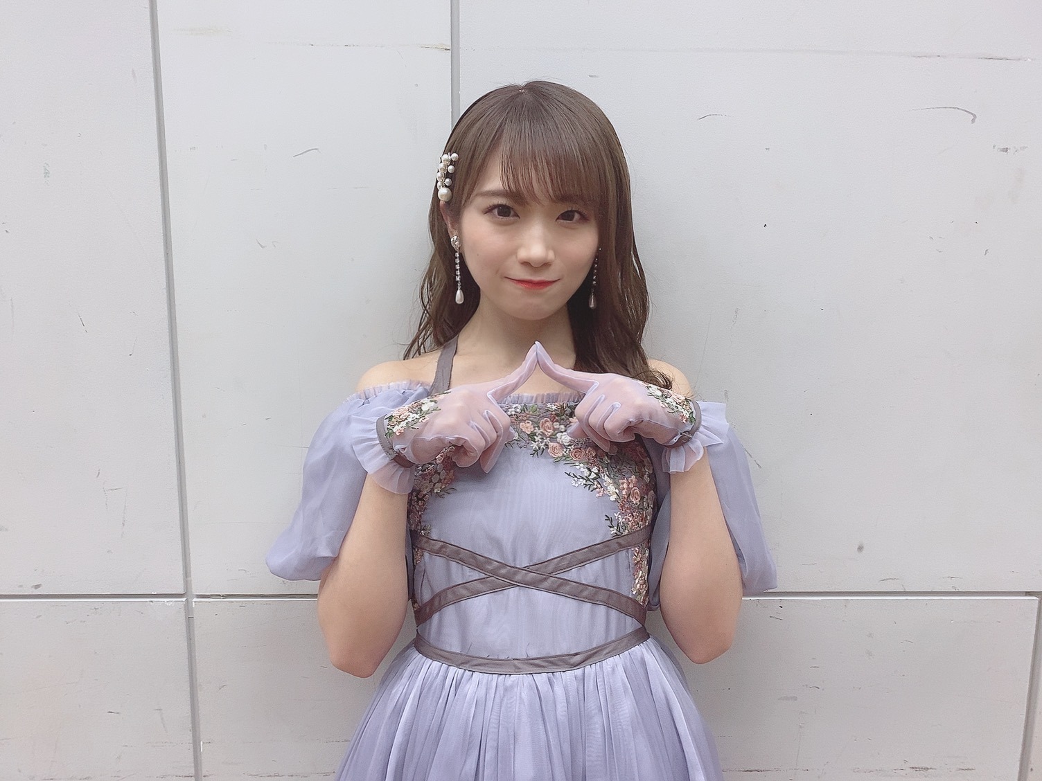 秋元 真夏｜ありがとうヽ(｡･ω･｡)ﾉ（2020-12-31）｜2枚目