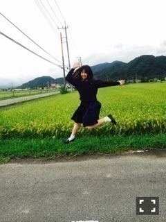 伊藤 万理華｜雨に負けない色。675 回目（2015-10-30）｜5枚目