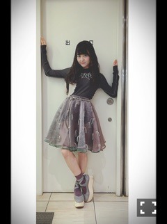 伊藤 万理華｜自由行動。700回目（2016-03-07）｜3枚目