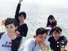 伊藤 万理華｜青ザリガニ。702回目（2016-03-14）｜3枚目