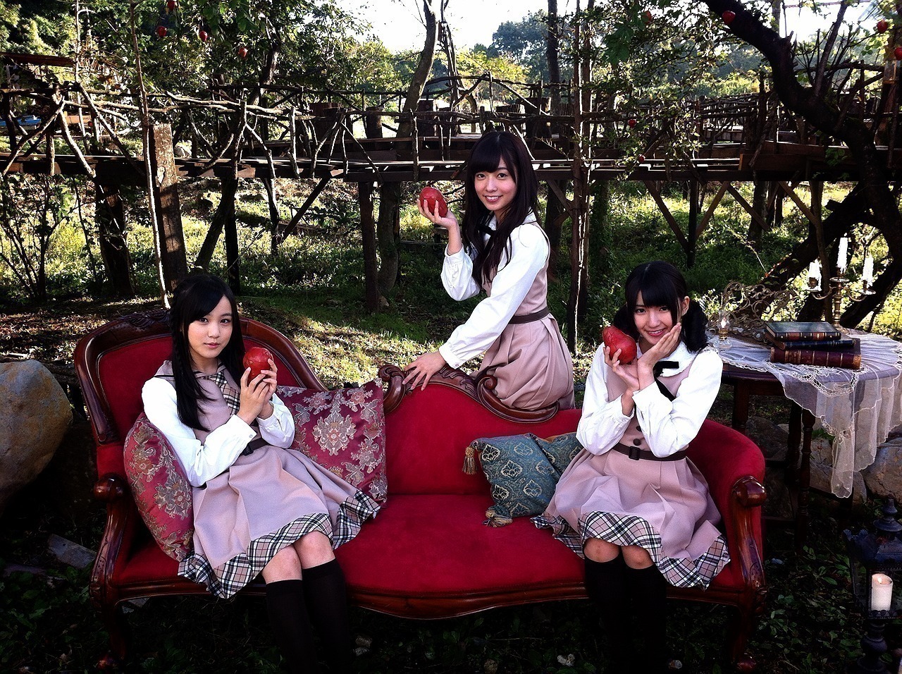 星野みなみ｜＼(・o ・)／（2013-11-22）｜2枚目